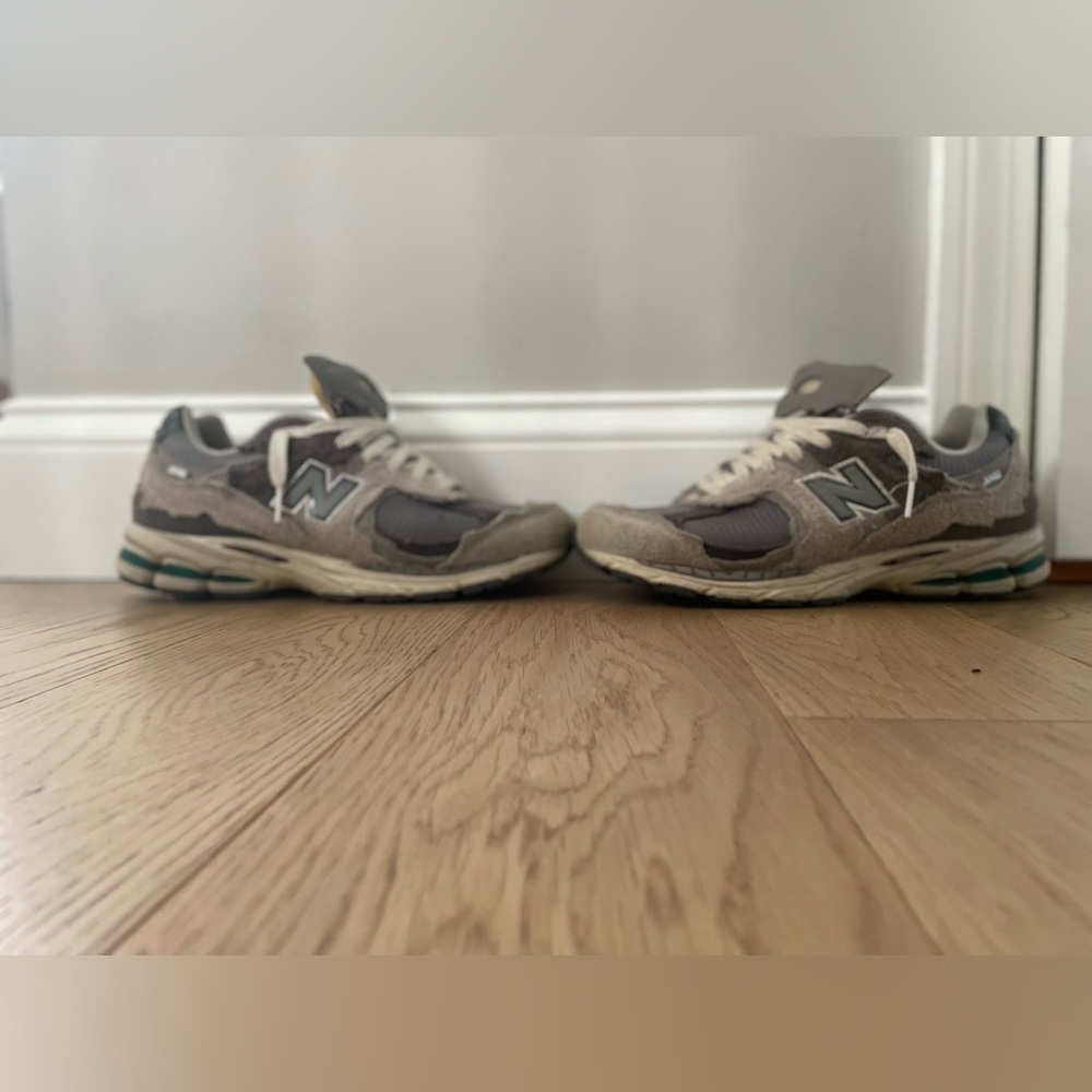 New balance 2002r rain cloud protection pack